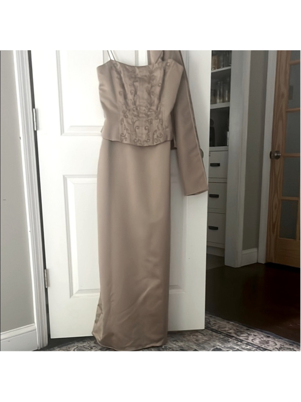 NWT Dave & Johnny Vintage Sand Beaded floor length spaghetti strap dress 9/10